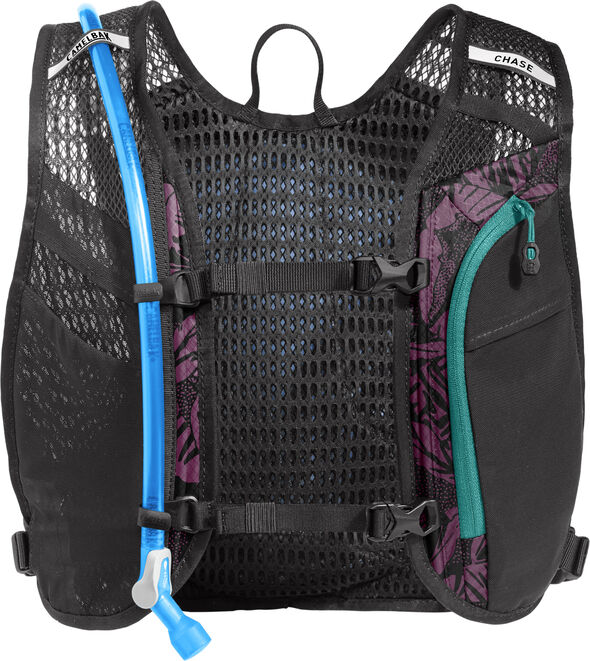 Hydration Vest Easy Access Pockets CamelBak Chase Bike Vest 50oz
